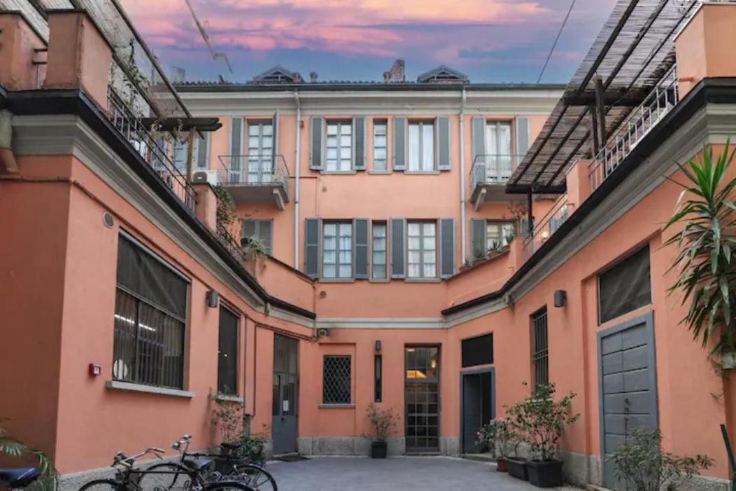 Charming San Babila Apt. Milano Eksteriør bilde